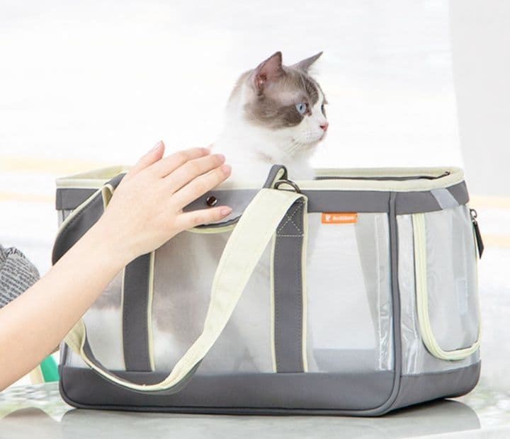 猫キャリーバッグ 通気性抜群メッシュ窓付き軽量ソフト猫用お出かけ鞄