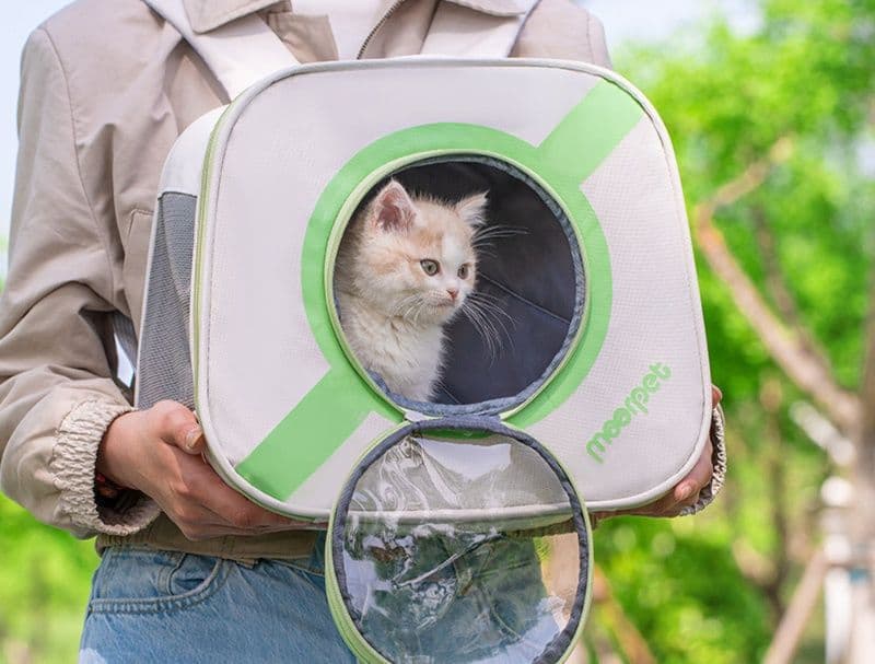 猫キャリーバッグ 透明窓付き通気性抜群猫用背負いキャリーバッグ