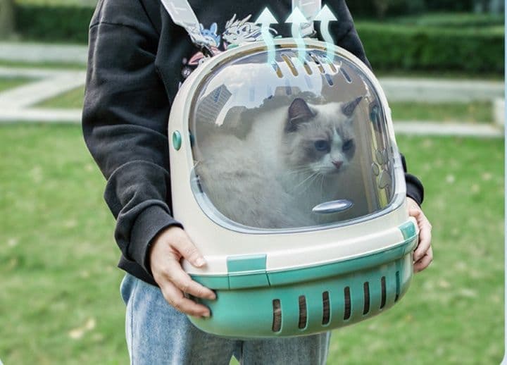 猫キャリーバッグ 透明宇宙船型通気性抜群猫用背負いキャリー